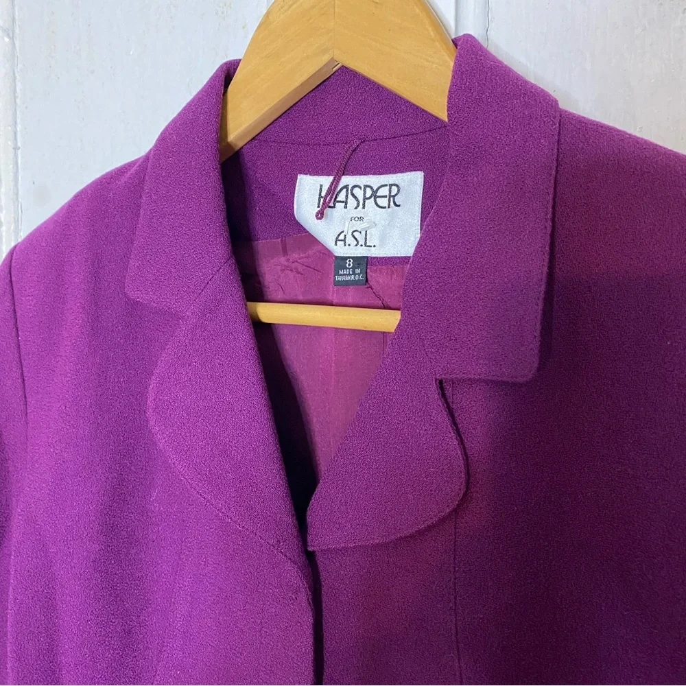 VINTAGE : Kasper : size : 8 : 100% wool plum purple matching blazer & skirt set - Picture 4 of 16
